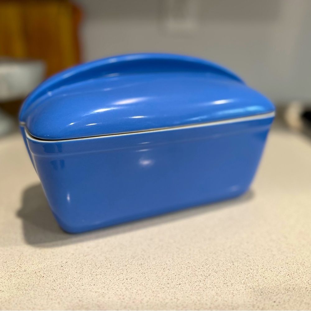 Hall Pottery for Westinghouse Blue Covered Refrigerator Dish Lidded Fridgie